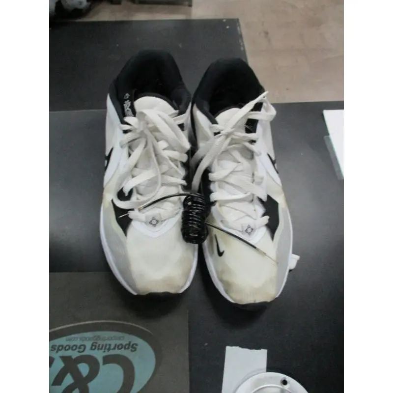 Used Nike Kyrie Irving Basketball Shoes Size 7
