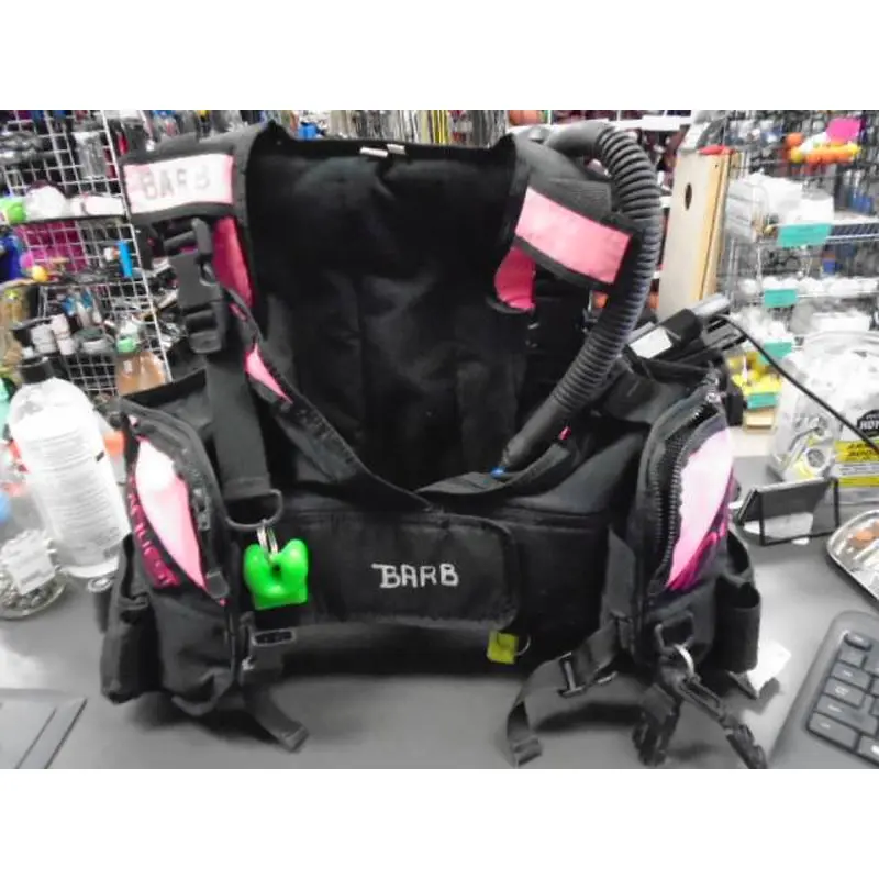 Used Seaquest Diva QD Size Small BCD