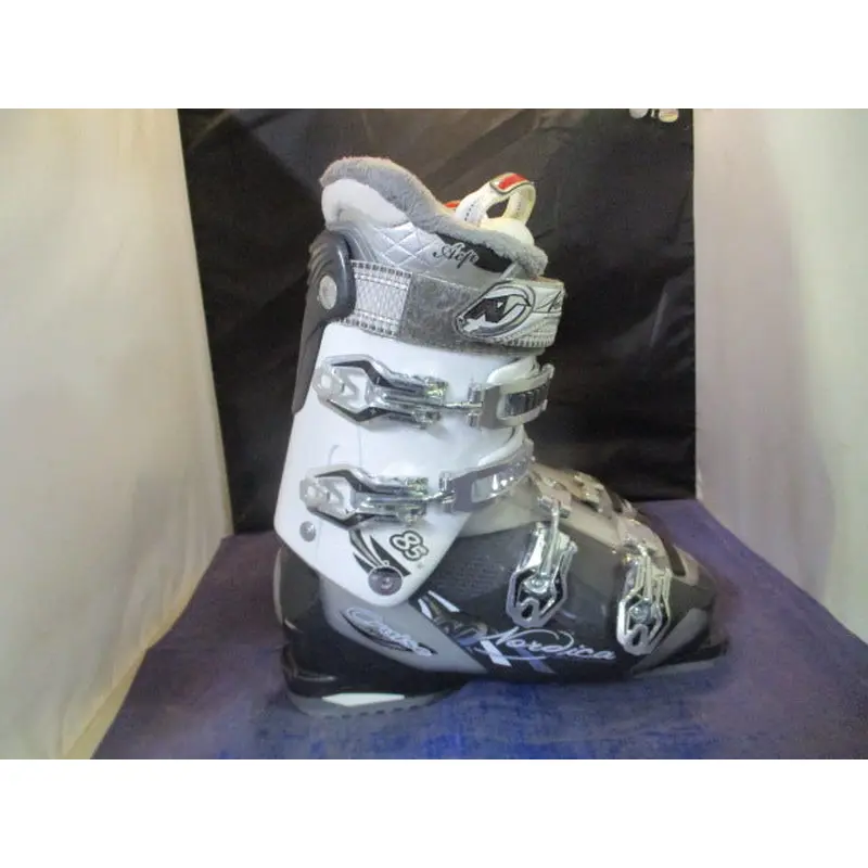 Used Nordica Cruise NFS 85 W Ski Boots Size 26.6