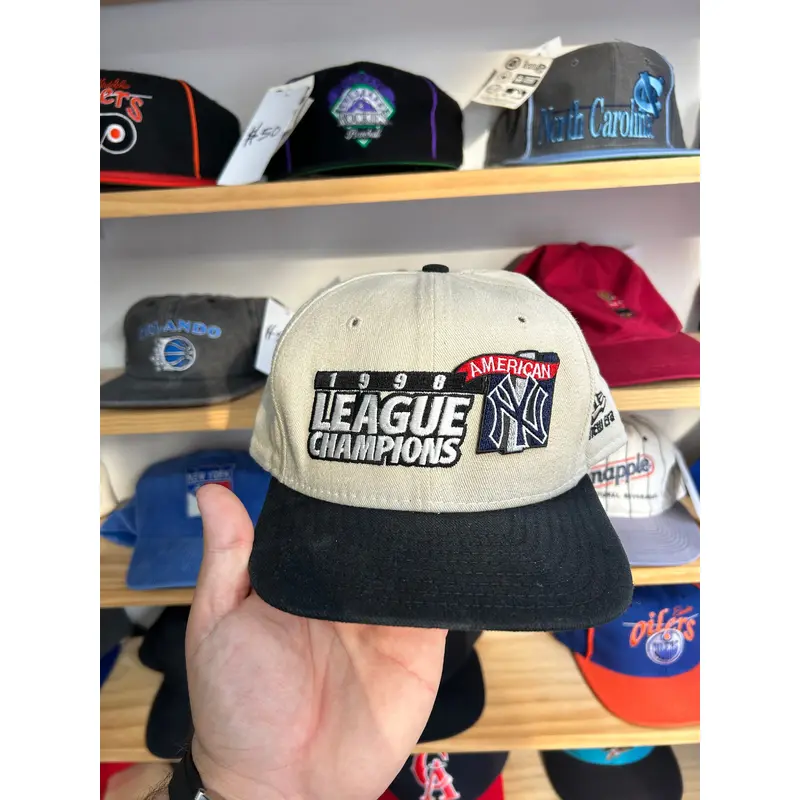 Vintage New Era New York Yankees 1998 League Champions SnapBack