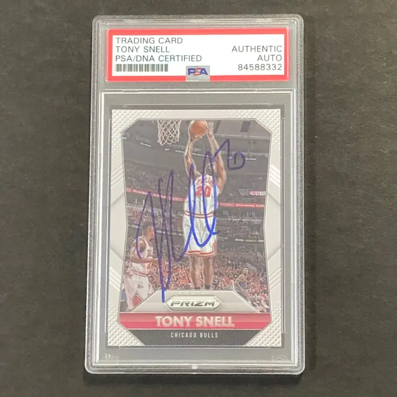 2015-16 Panini Prizm #173 Tony Snell Signed Card AUTO PSA Slabbed Bulls