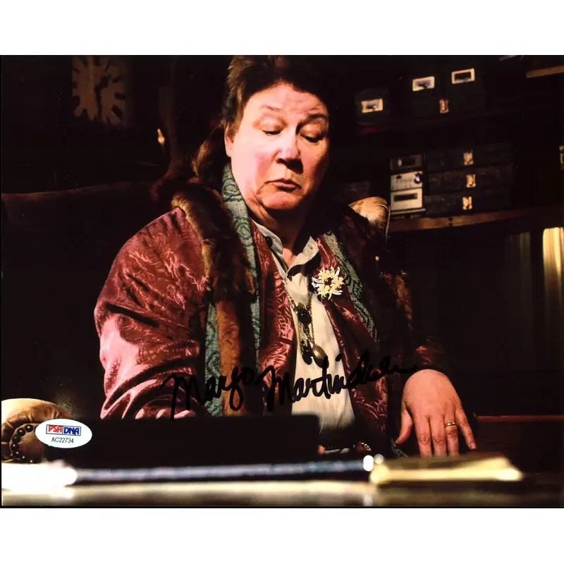 Margo Martindale Justified Authentic Signed 8X10 Photo PSA/DNA #AC22734