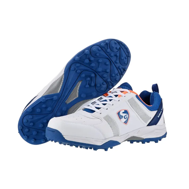 SG CLUB 6.0 Sports Shoes (Orange)
