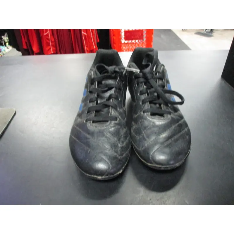 Used Adidas Firm Ground Size 2.5 Soccer Cleats