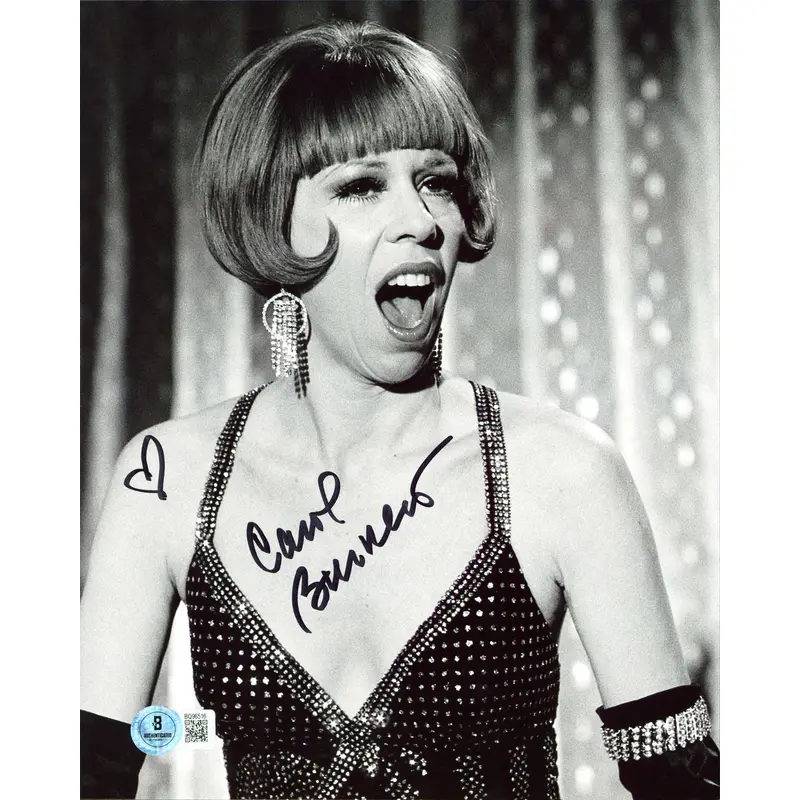 Carol Burnett Authentic Signed 8x10 Black & White Vertical Photo BAS #BQ96516